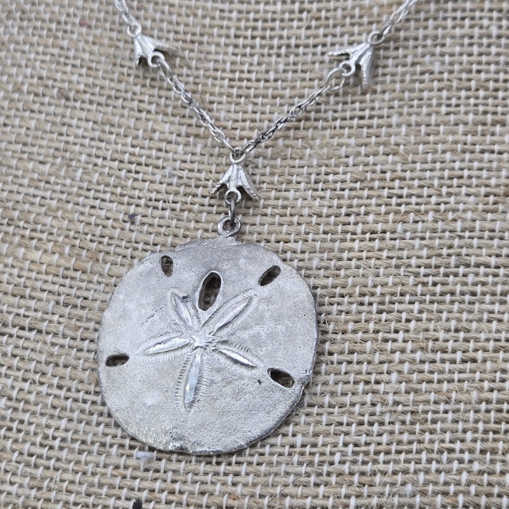 JC Ferrera Sterling Silver Sand Dollar Pendant Dove Chain Necklace Vintage - Picture 2 of 6